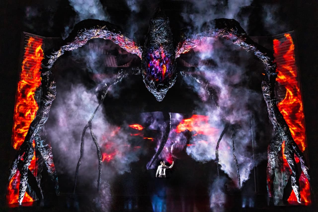 Stranger Things: The First Shadow Broadway Show Ticket in New York - image 4